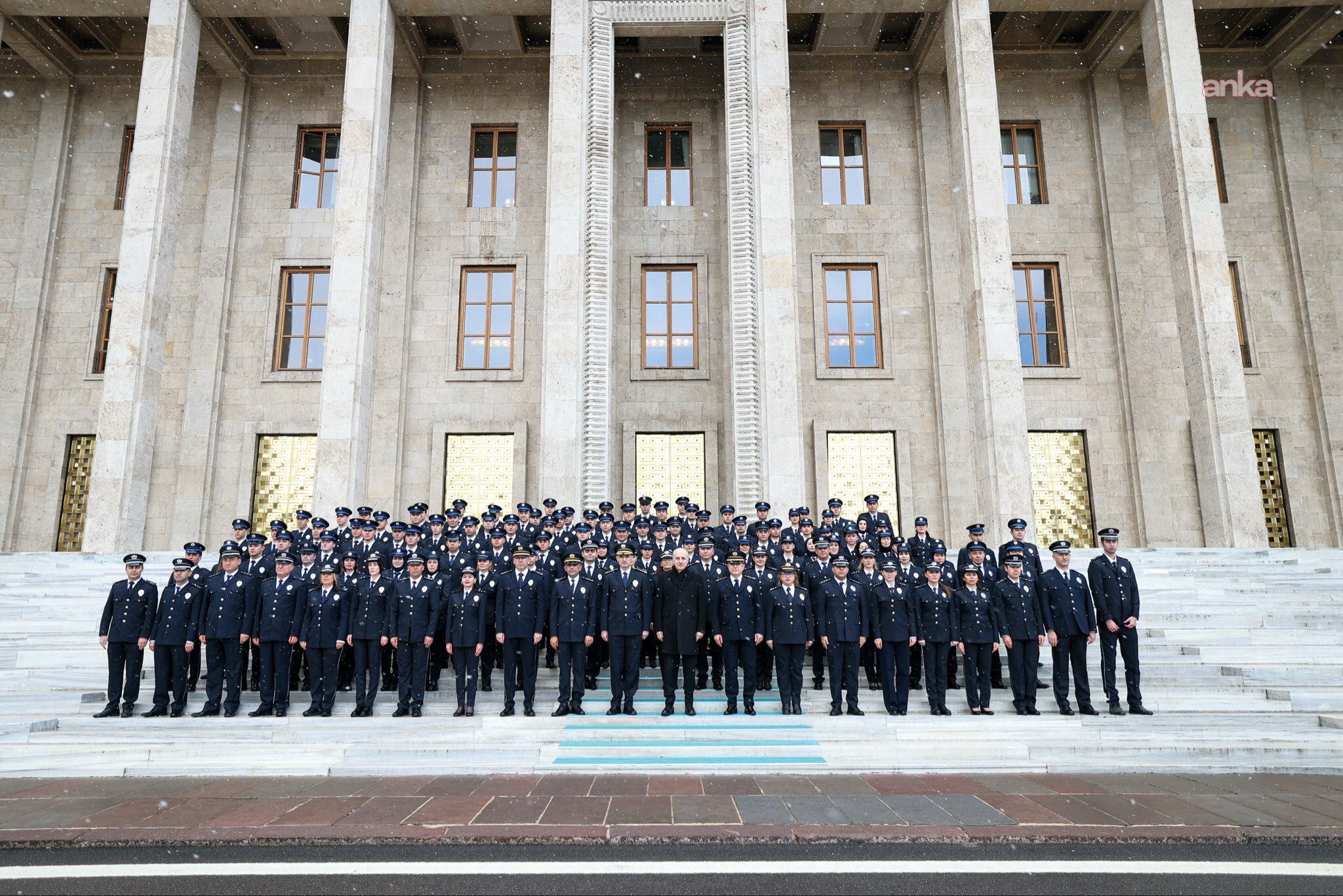 Numan Kurtulmuş, Türk Polis Teşkilatı’nın 181. kuruluş yıl dönümü dolayısıyla emniyet mensuplarını kabul etti