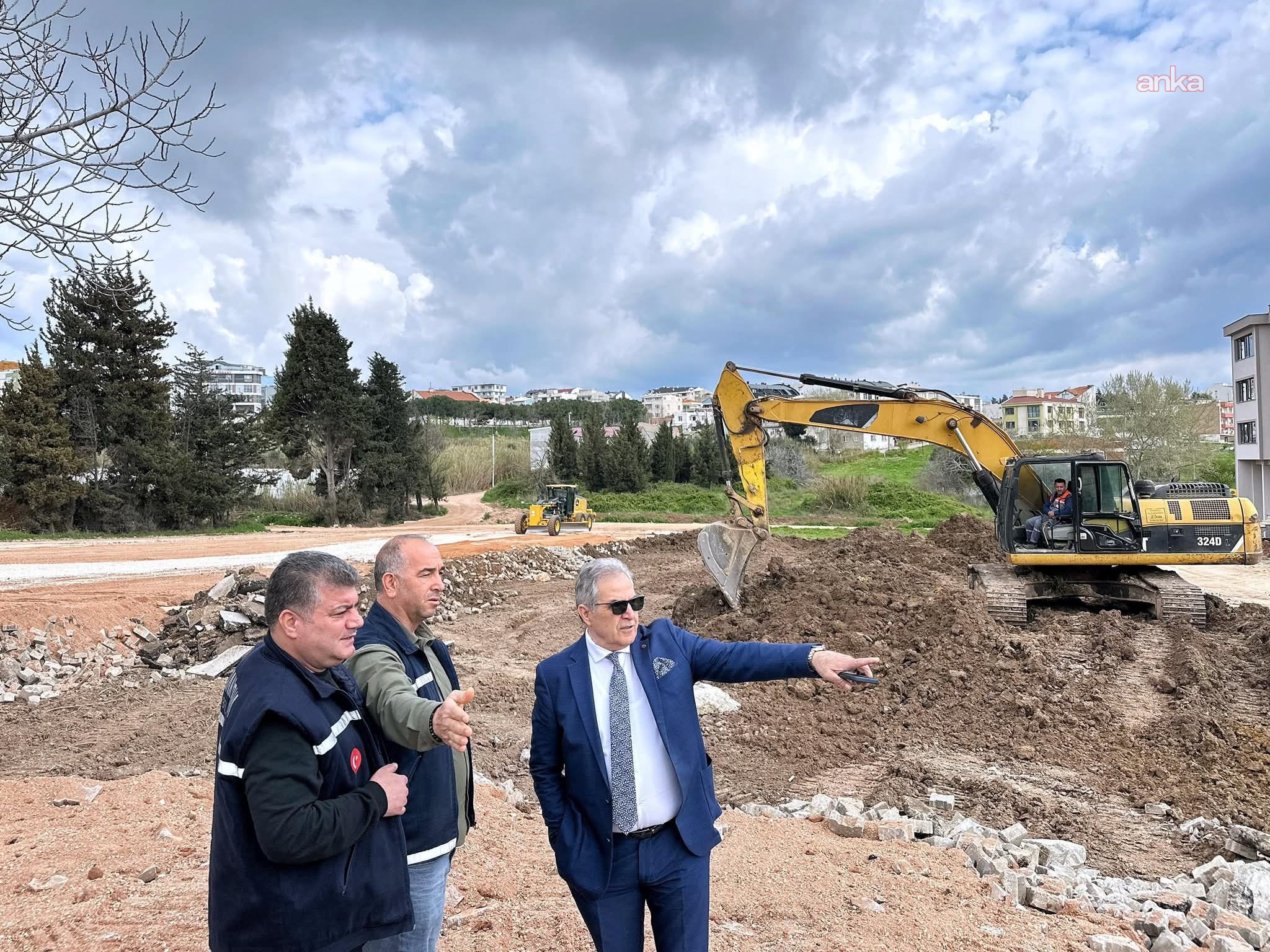 Bandırma’da mahalle mahalle inceleme... Belediye Başkanı Mirza sahada