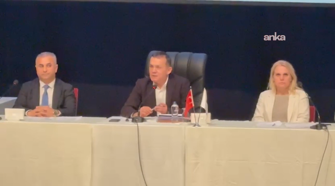 Mersin Yenişehir Belediyesi'ne operasyon... Başkan Özyiğit: "Arkadaşlarımızın aklanarak döneceğine inanıyorum"