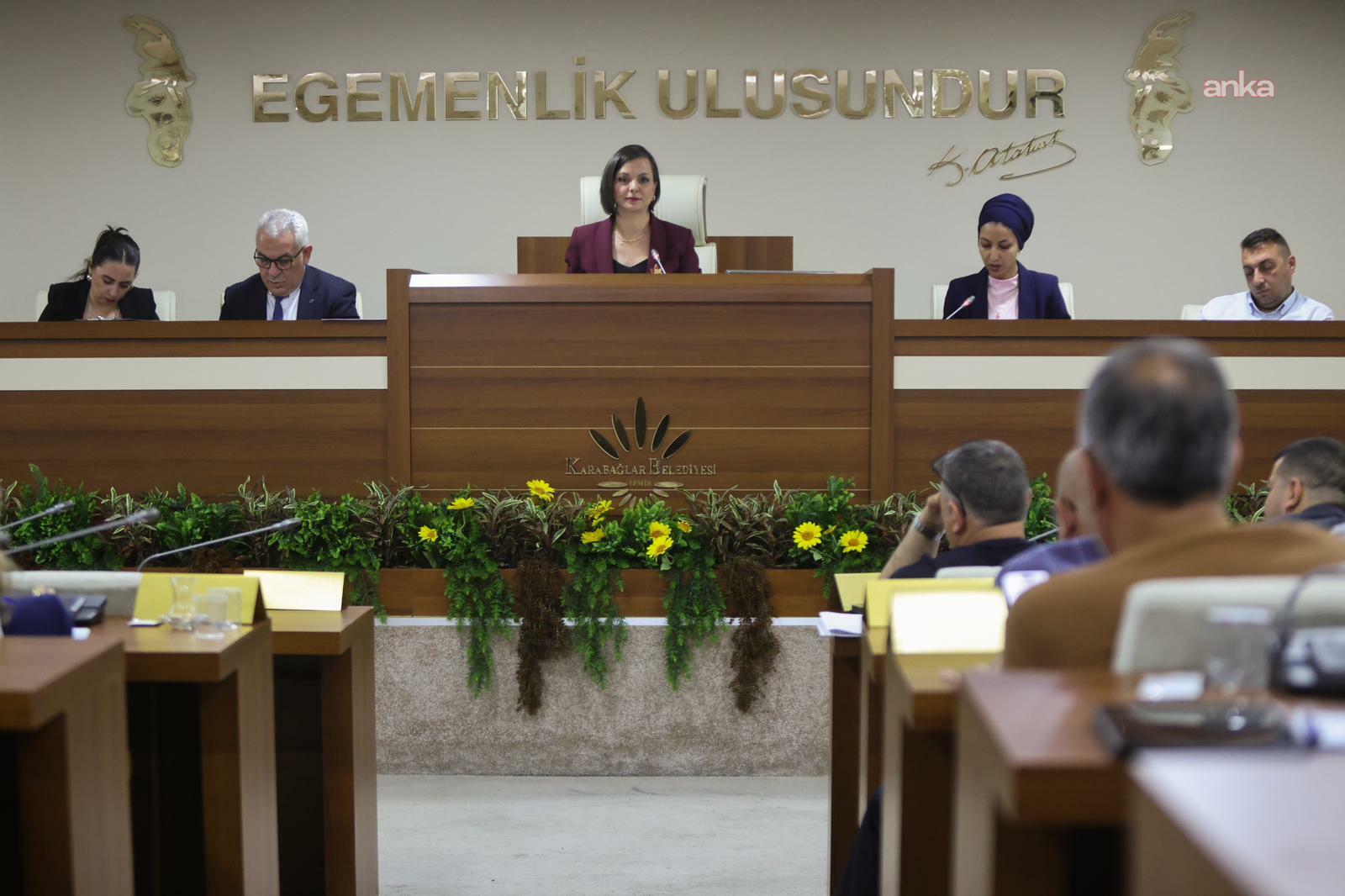 Karabağlar Belediyesi'nin 2025 yılı faaliyet raporu kabul edildi