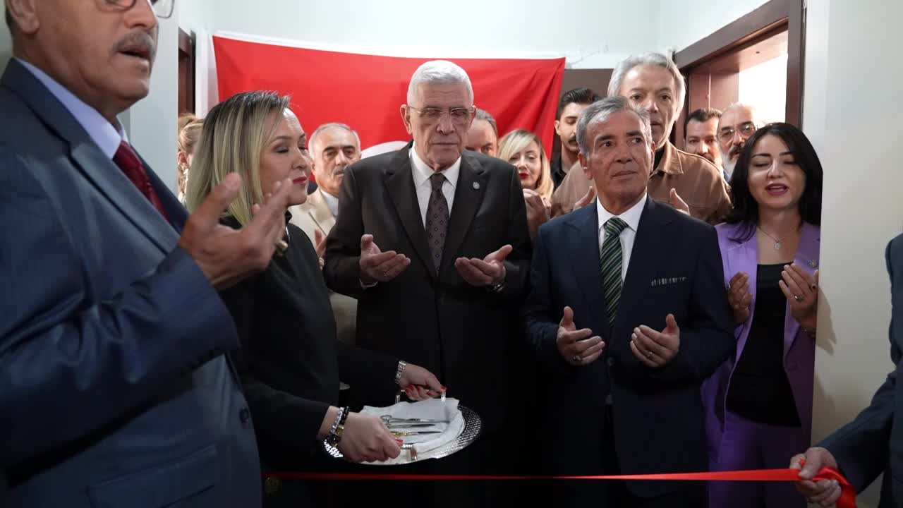 Dervişoğlu, AVAZ Araştırma ve Strateji Merkezi'nin yeni genel merkez açılış törenine katıldı