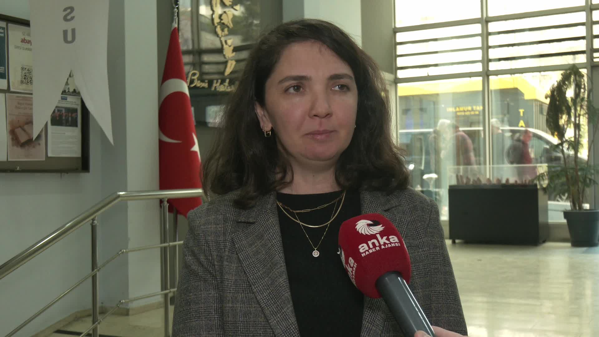 Ankara Barosu'nda 6 Şubat depremleri sempozyumu... Avukat Duygu İnegöllü: "'Olası kast' inancımızdan, 'olası kast' savunmamızdan asla vazgeçmeyeceğiz"