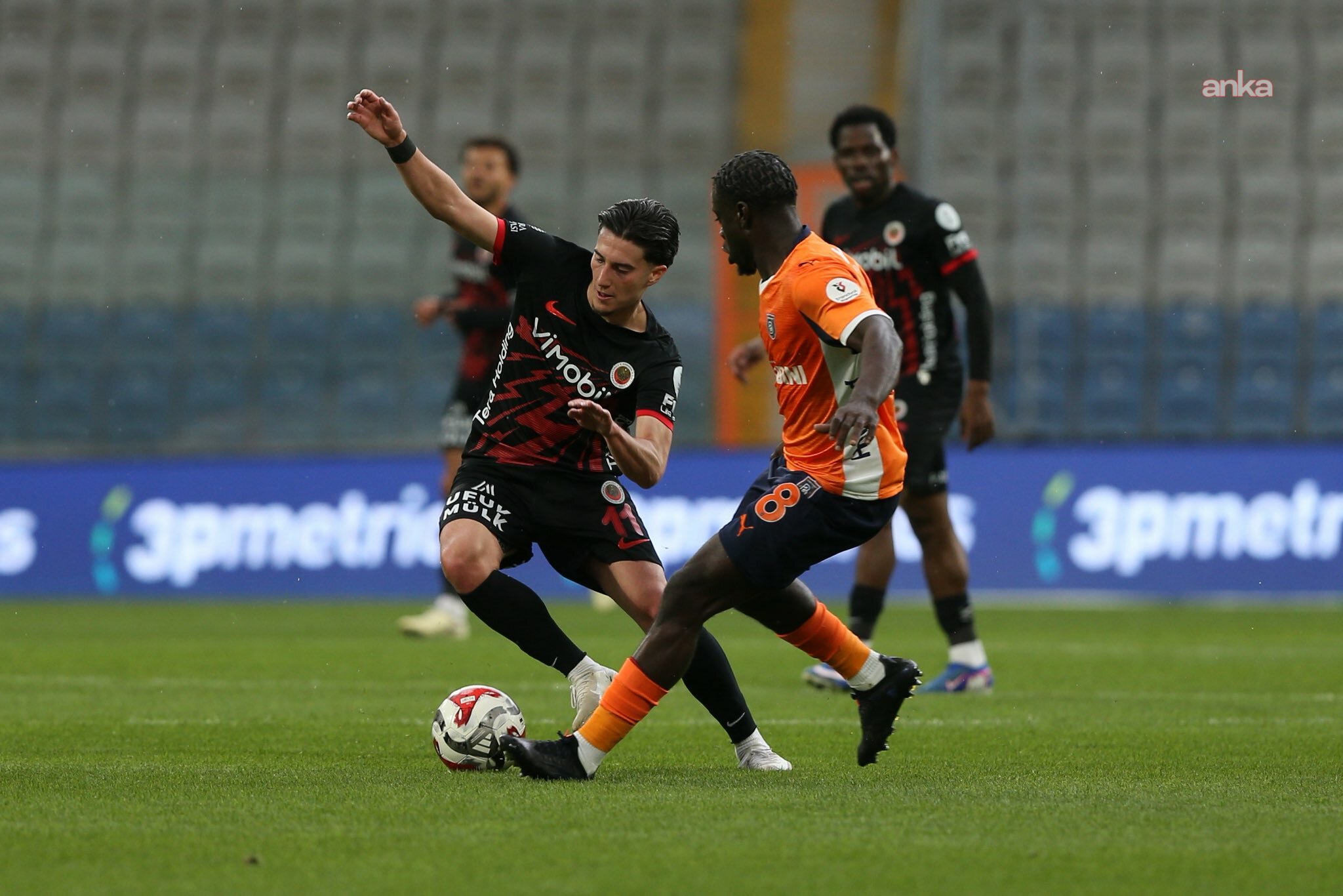 Başakşehir, Gençlerbirliği'ni 3-0 mağlup etti