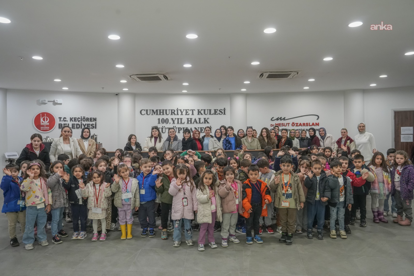 Keçiörenli minik öğrenciler, kütüphane atmosferini yaşadı