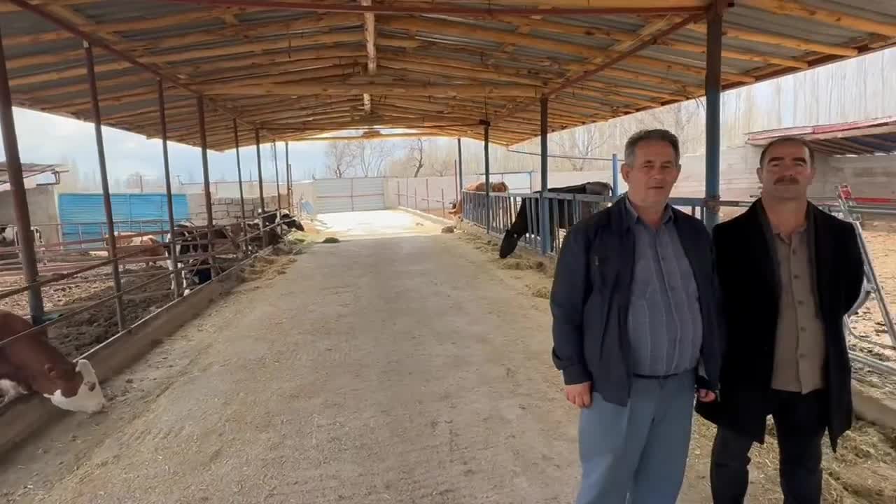 Ömer Fethi Gürer, Niğde’de süt üreticileriyle bir araya geldi... Üretici Arıgümüş: "Bir iki yıl daha ayakta kalabileceğimiz şüpheli"