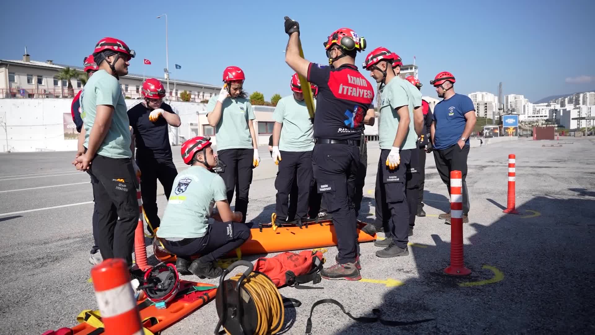 İzmir İtfaiyesi’nde "özel kuvvet” eğitimi