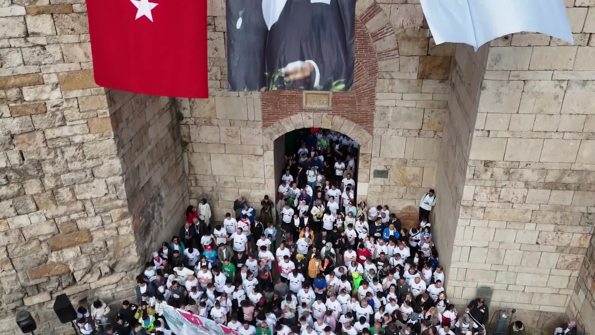 “18. Uluslararası Bursa Osmangazi Tarihi Kent Koşusu” heyecanı sona erdi