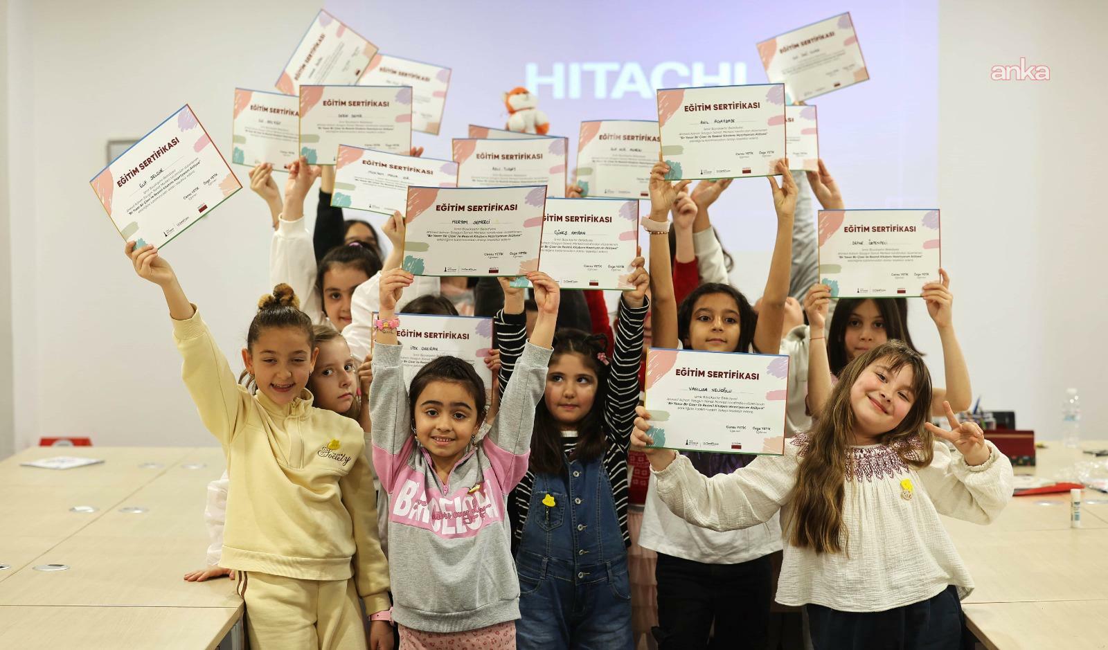 İzmir'de çocuklar kendi kitaplarını yazdı