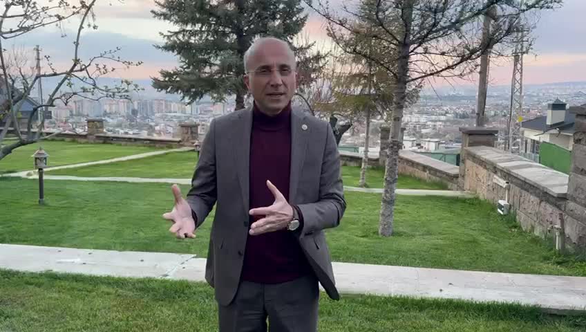 CHP’li Aşkın Genç: “Emekli ikramiyesinin kurban karşısındaki gücü yüzde 118’den yüzde 29,6’ya düştü”