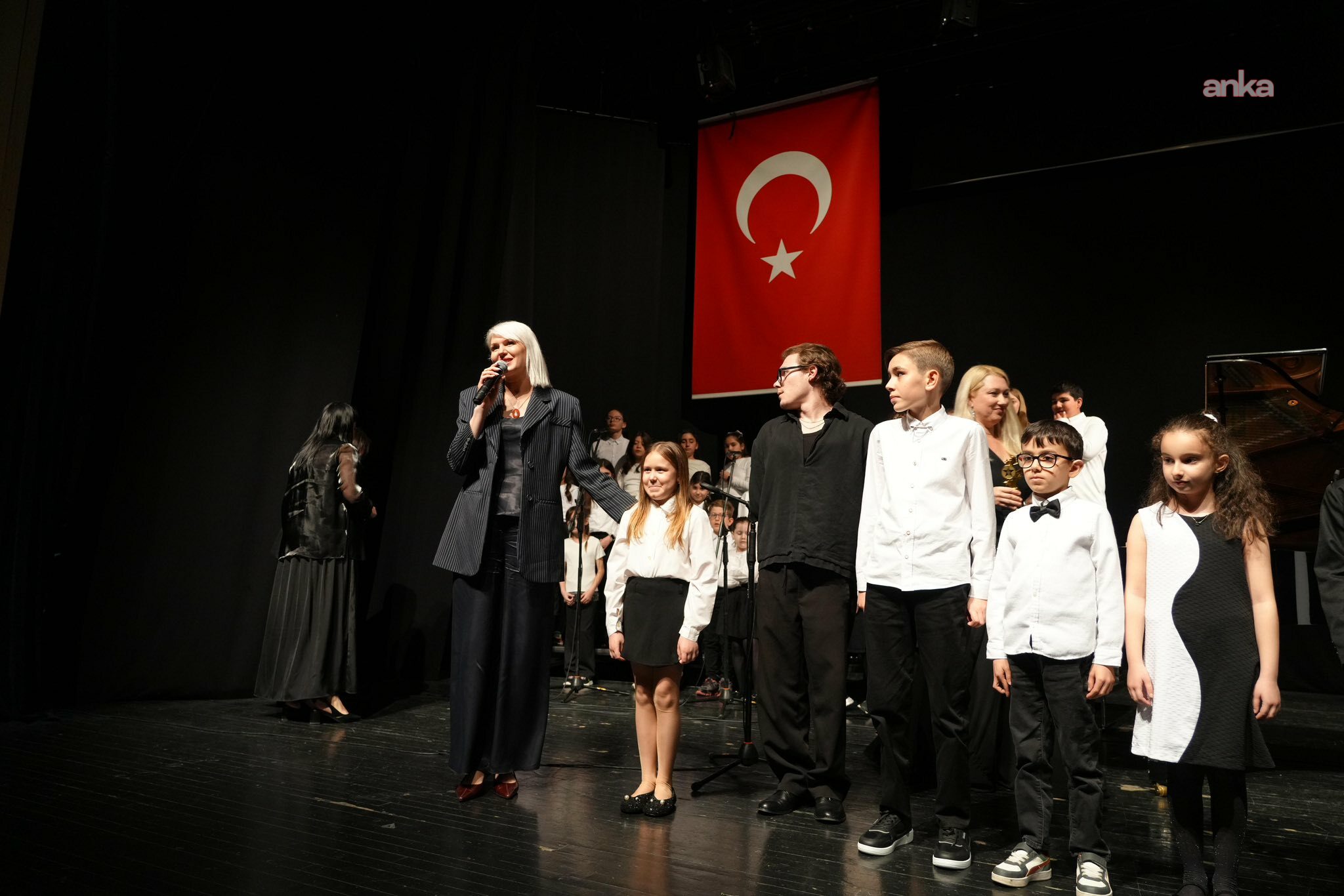 Bilecik Belediyesi Sanat Akademisi öğrencileri, Bursa'da sahne aldı