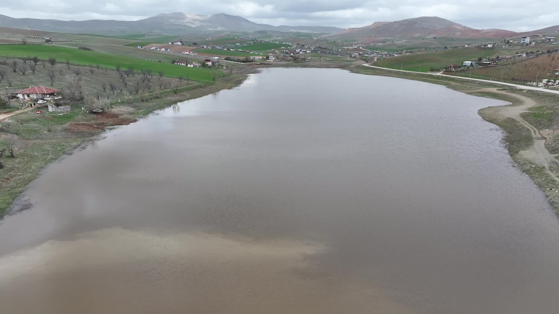 Ankara Büyükşehir Belediyesi'nin çalışmalarıyla Kızılca Göleti'nde su seviyesi yüzde 80'e ulaştı