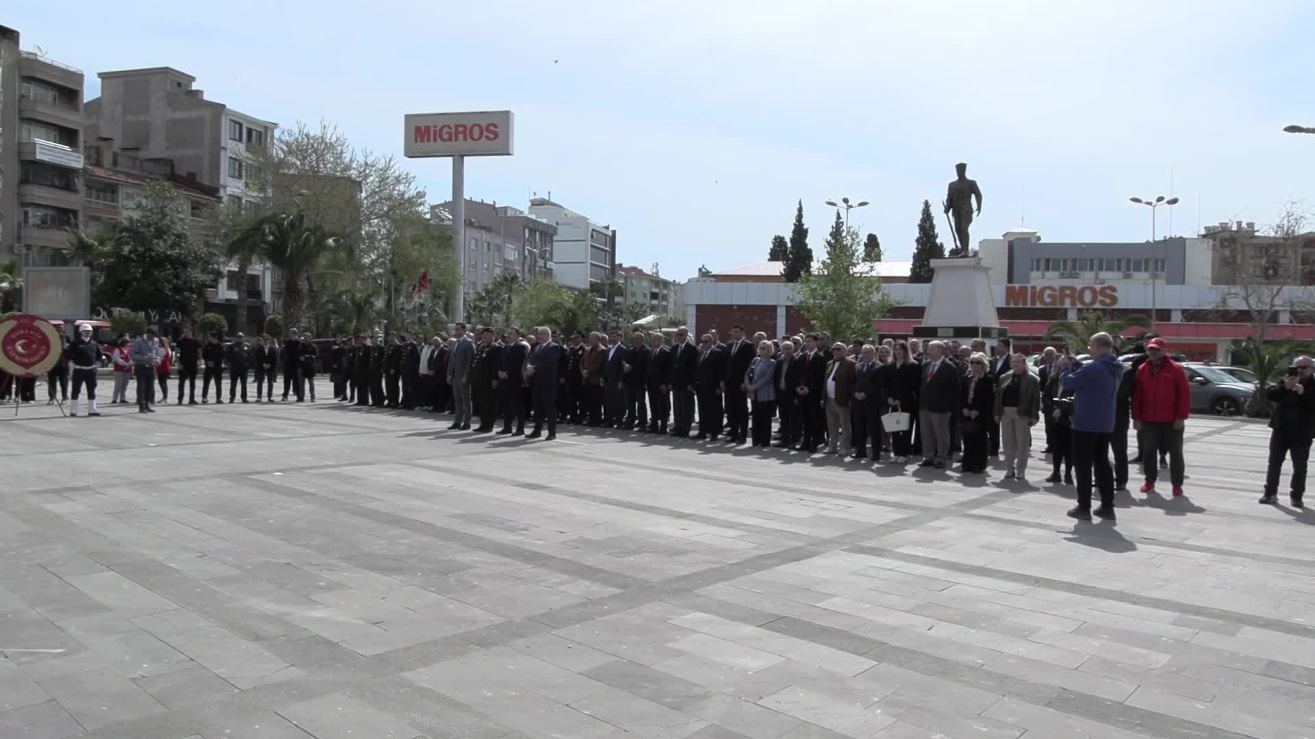 Atatürk’ün Edremit’e gelişinin 92’nci yılı törenlerle kutlandı