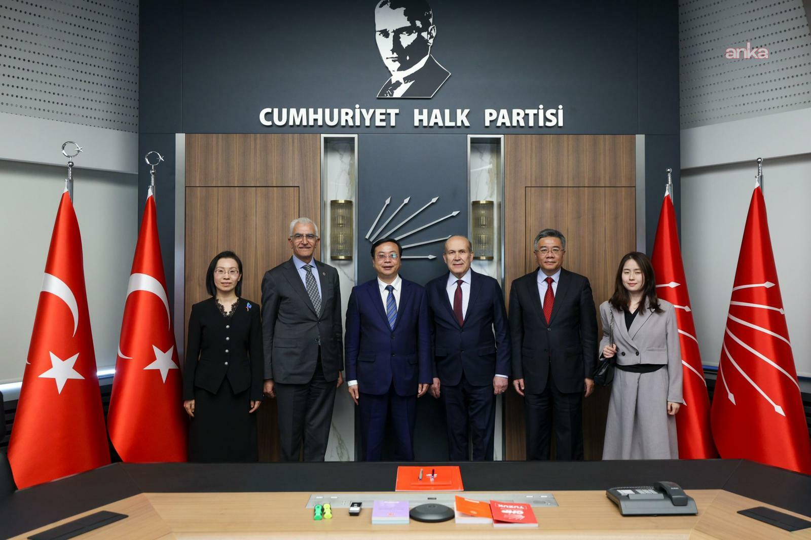 Çin Komünist Partisi heyetinden CHP'ye ziyaret