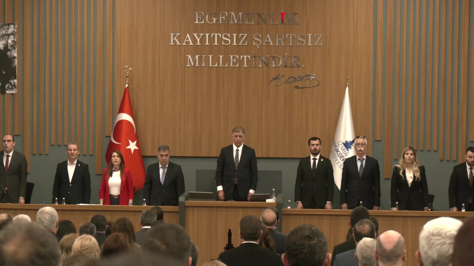 Çiğli Arıtma Tesisi’nde bir işçinin yaşamını yitirmesi İzmir'de meclis gündeminde... Tugay: Hayatını kaybeden bir arkadaşımızın üzerinden başka menfaatler sağlama çabası var