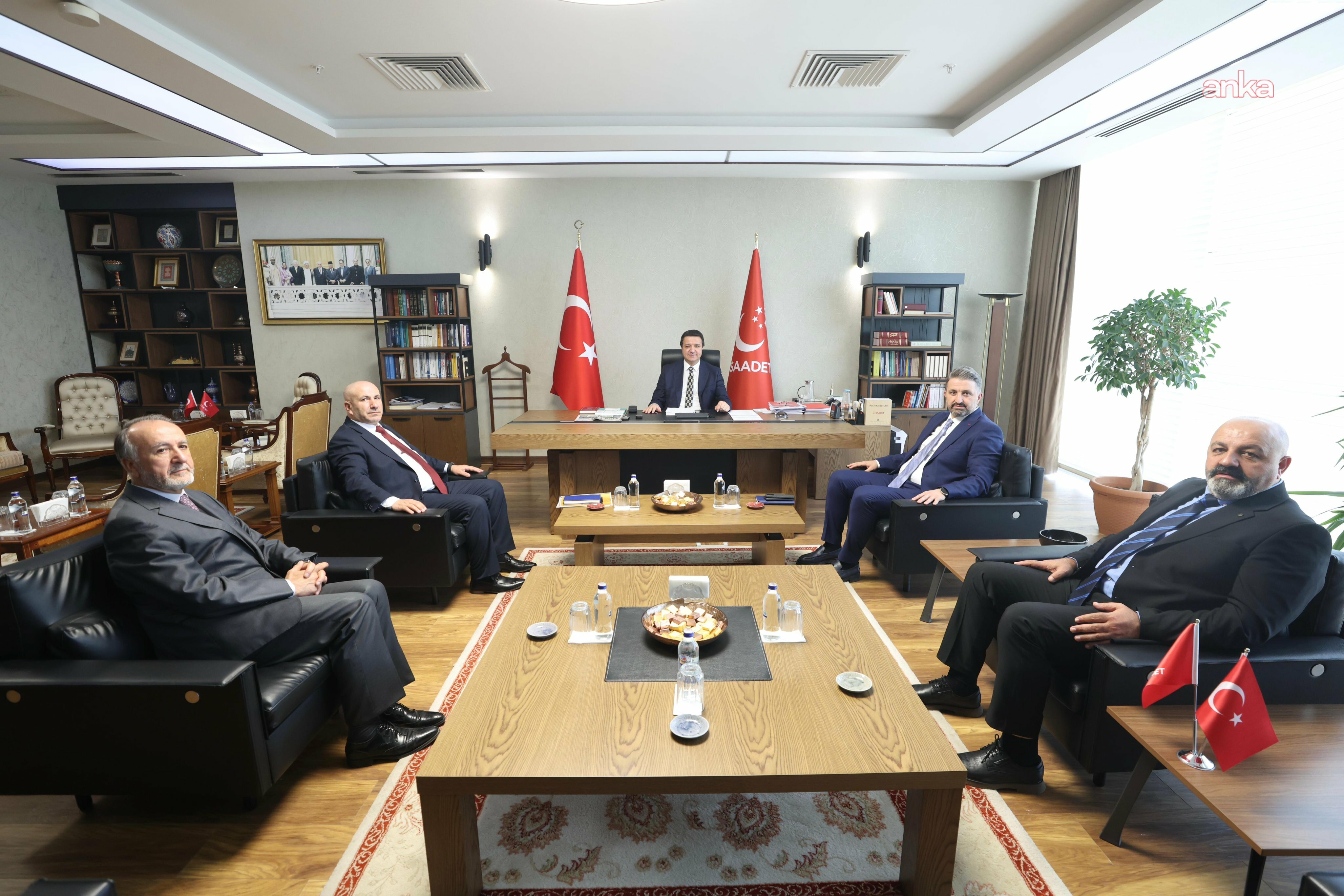 İstanbul Taksiciler Esnaf Odasından Arıkan ve Babacan'a ziyaret