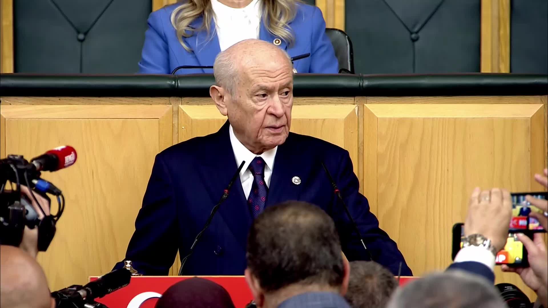 MHP Grup Toplantısı... Bahçeli: "Terörsüz Türkiye, yeniden şenlenen köylerdir, işini büyükşehirde aramayan gençlerdir, aşını anasının kazanında kaynatan kadınlarımızdır"