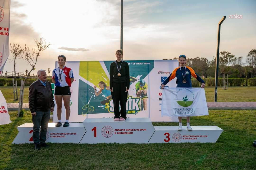 Osmangazi Belediyespor sporcularından Triatlon Türkiye Şampiyonası’nda büyük başarı