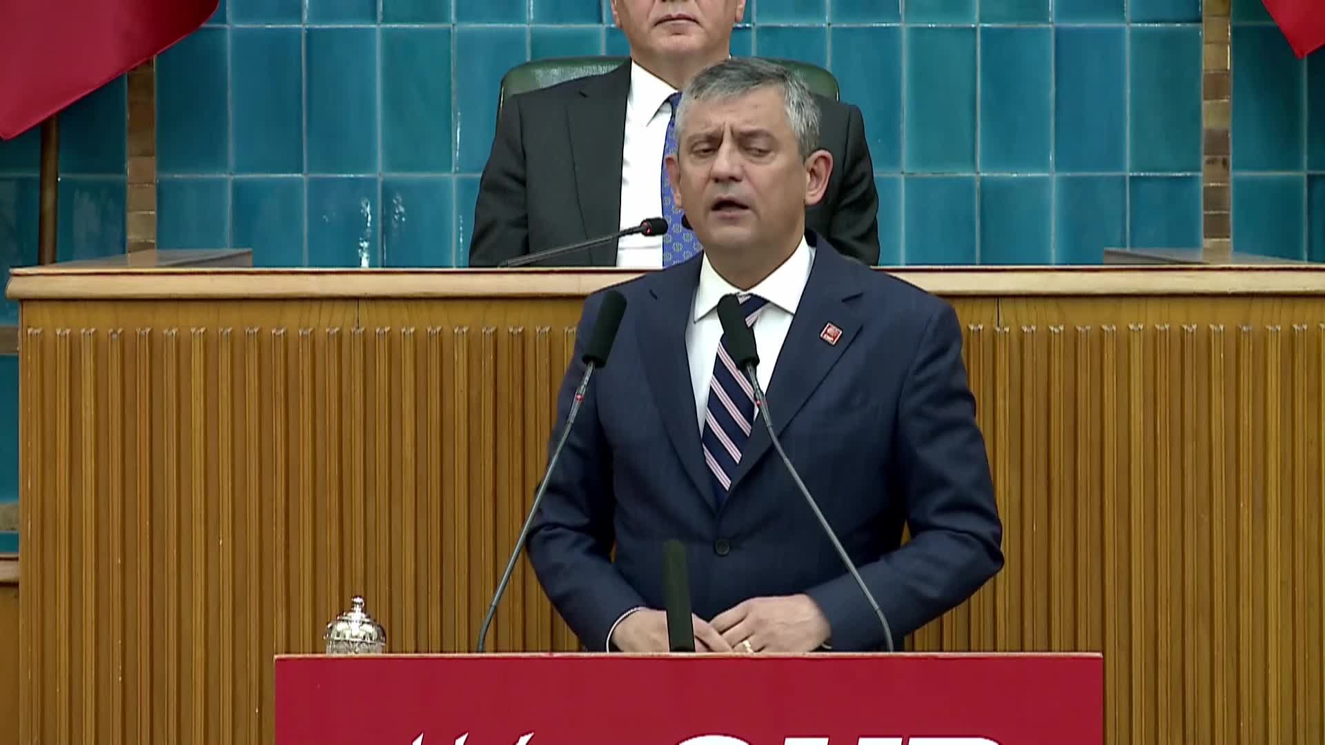 CHP Grup Toplantısı... Özgür Özel: "Türkiye ne zaman sıkışmışsa bir sandıkta nefes almıştır"