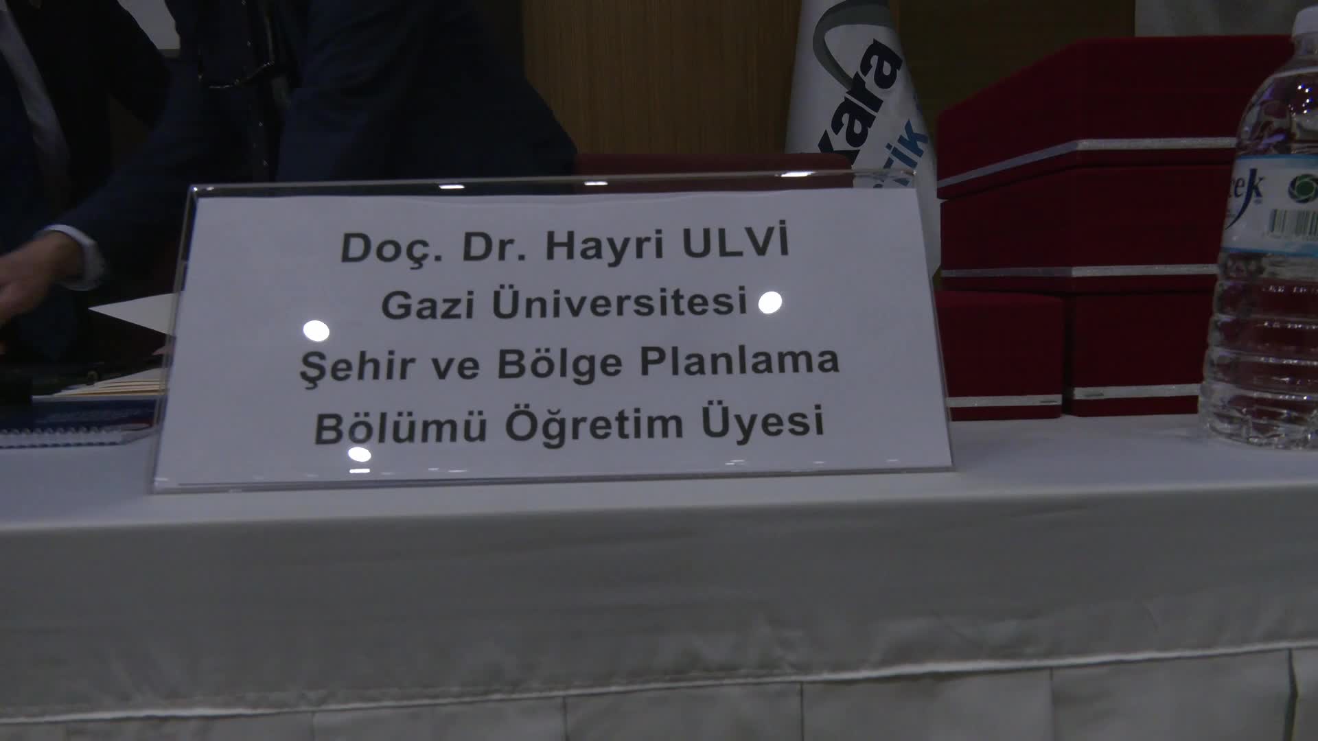 Atılım Üniversitesi'nce "Doğu-Batı eksenindeki Ankara'nın ulaştırmadaki yeni rolü" paneli düzenlendi