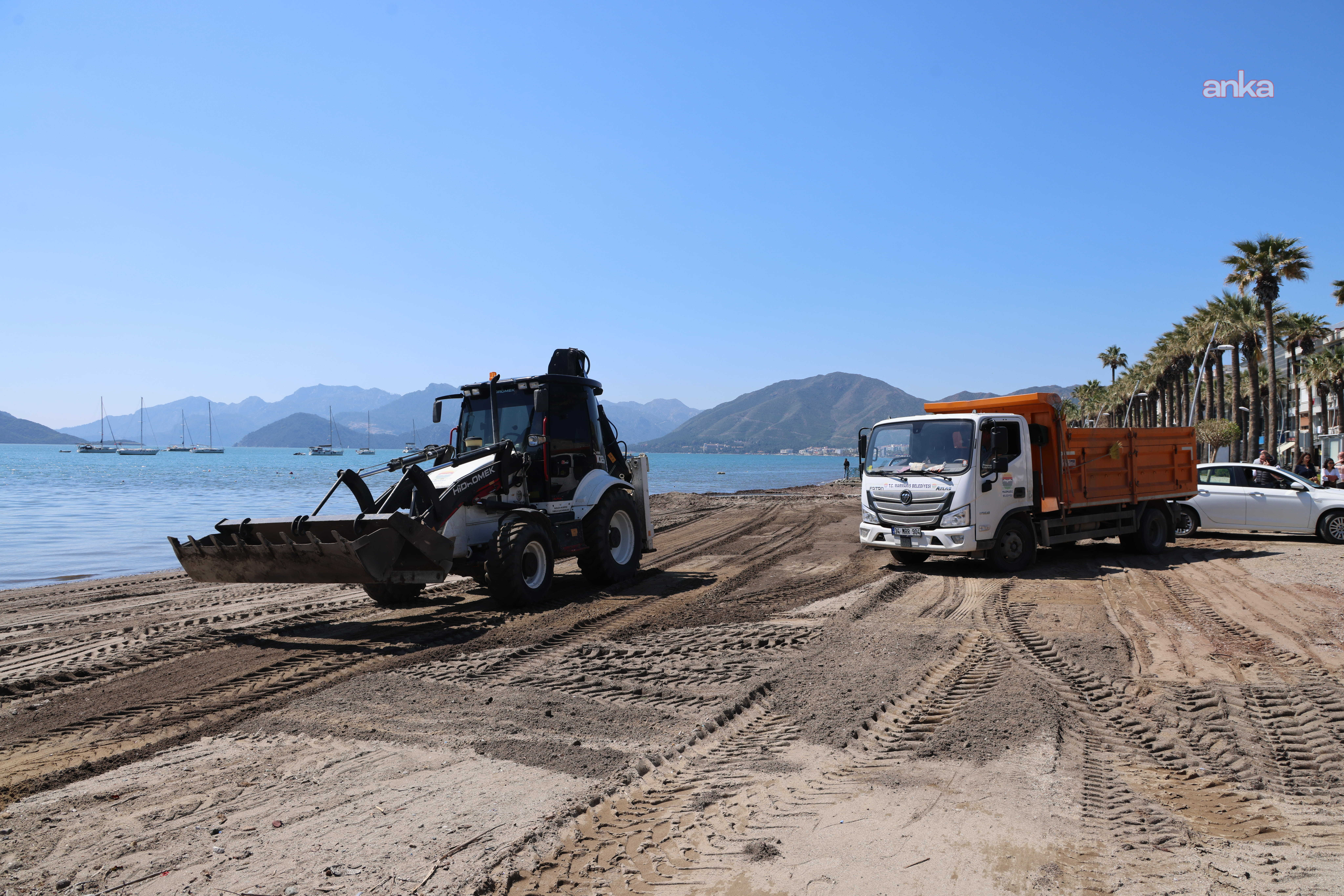 Marmaris Belediyesi, ilçeyi yaz sezonuna hazırlıyor