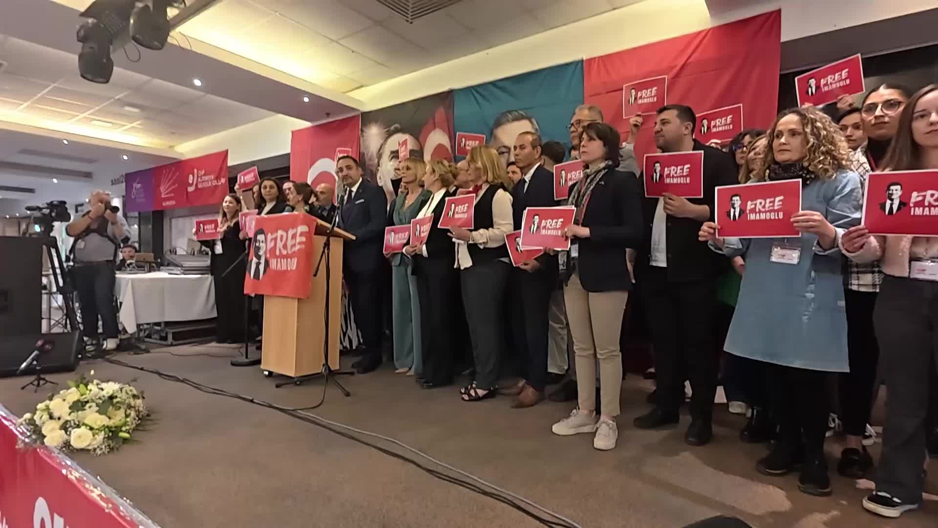 CHP Almanya Federasyonu, Köln'de "İstanbul'da direniş, Almanya'da dayanışma" mitingi düzenledi