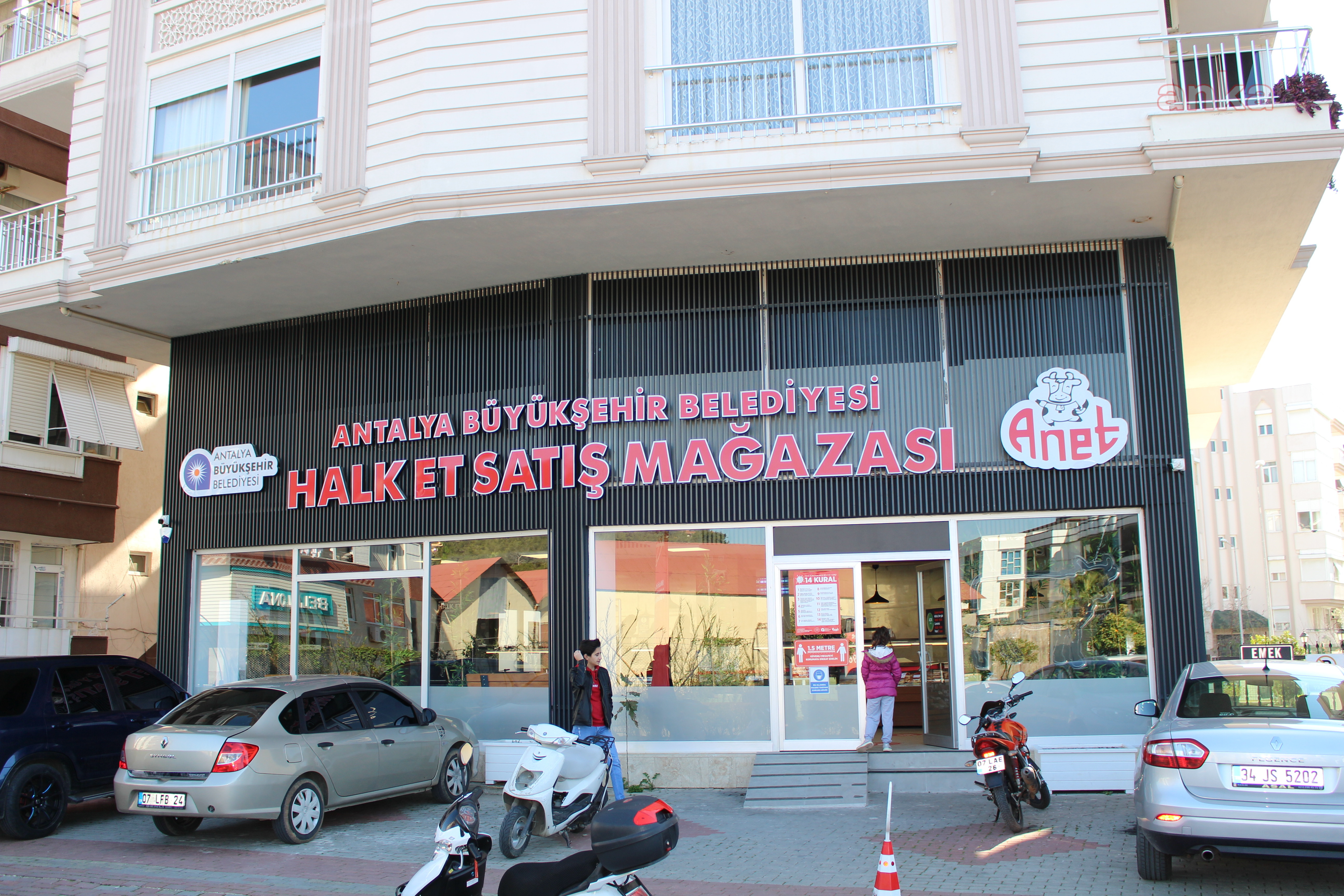 MANAVGAT HALK ET SATIŞ MAĞAZASI 1'İNCİ YILINI DOLDURDU