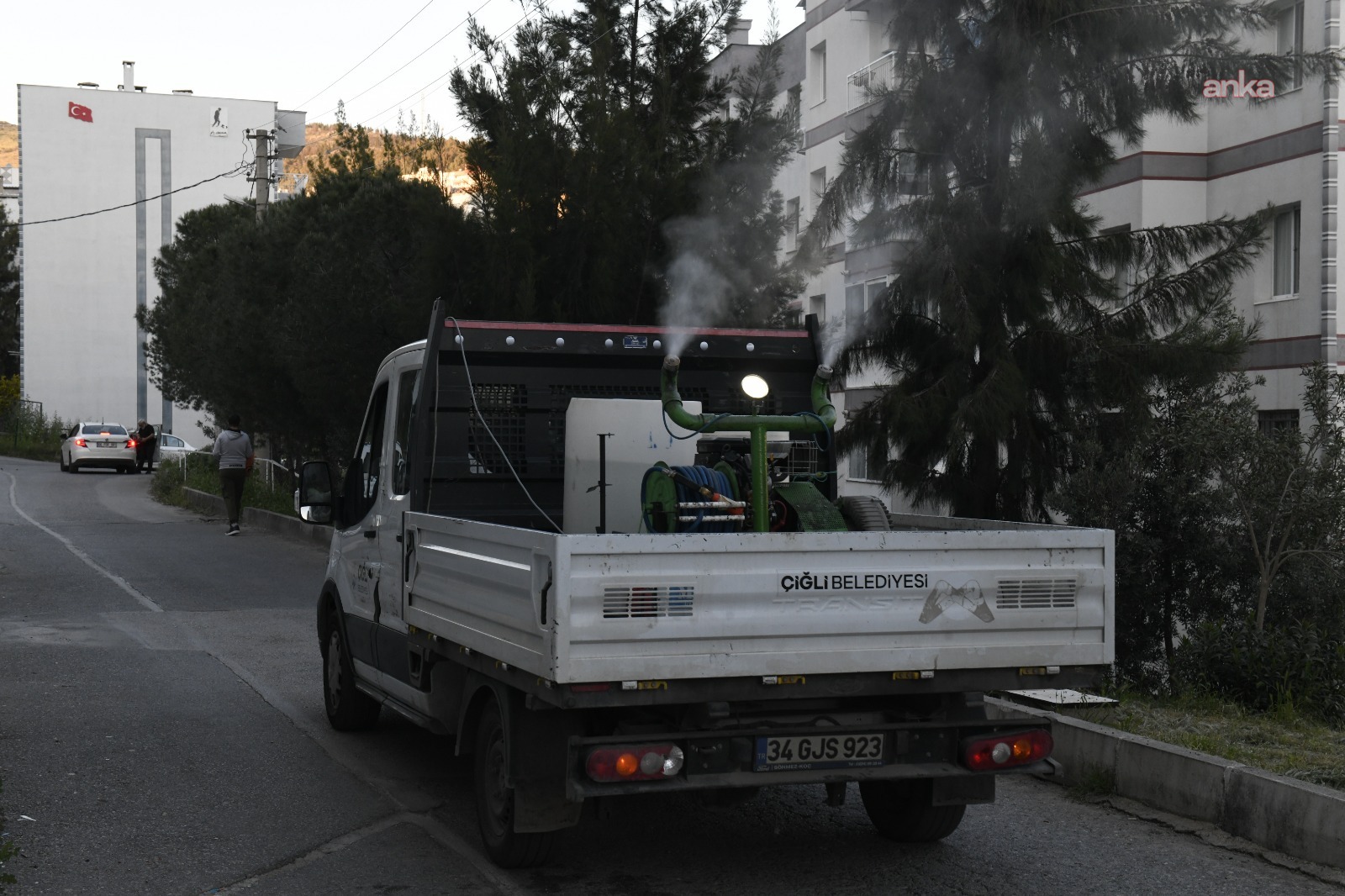 Çiğli’de sivrisinek ve haşerelere karşı etkin önlem
