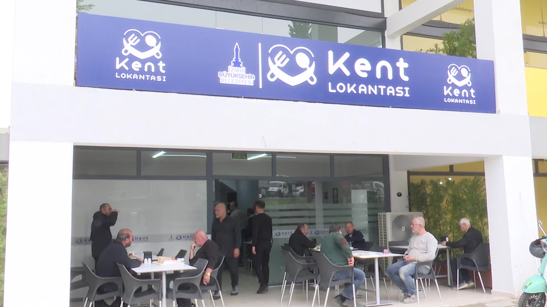 İzmir’de 25 liralık sofra... Altıncı Kent Lokantası Yamanlar'da açıldı