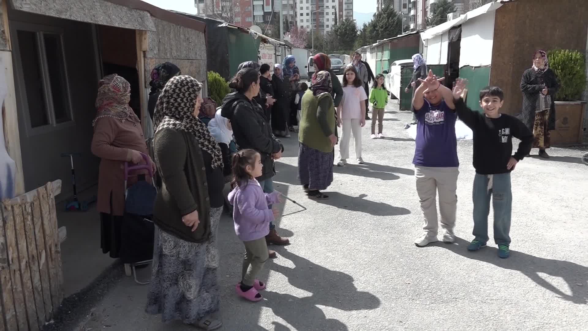 Malatya'daki konteyner kent sakinlerinden tahliye tepkisi: “Okullar kapanana kadar süre istiyoruz”