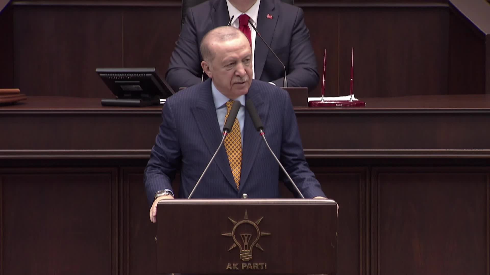 AK Parti Grup Toplantısı... Cumhurbaşkanı Erdoğan: "Yumuşak başlı olmamızı uysal koyun olduğumuz şeklinde kimse yorumlamasın"