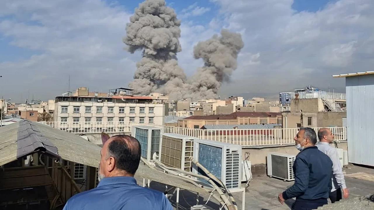 İran Kızılayı: ABD-İsrail saldırılarında enkaz altında kalan 7 binden fazla kişi kurtarıldı