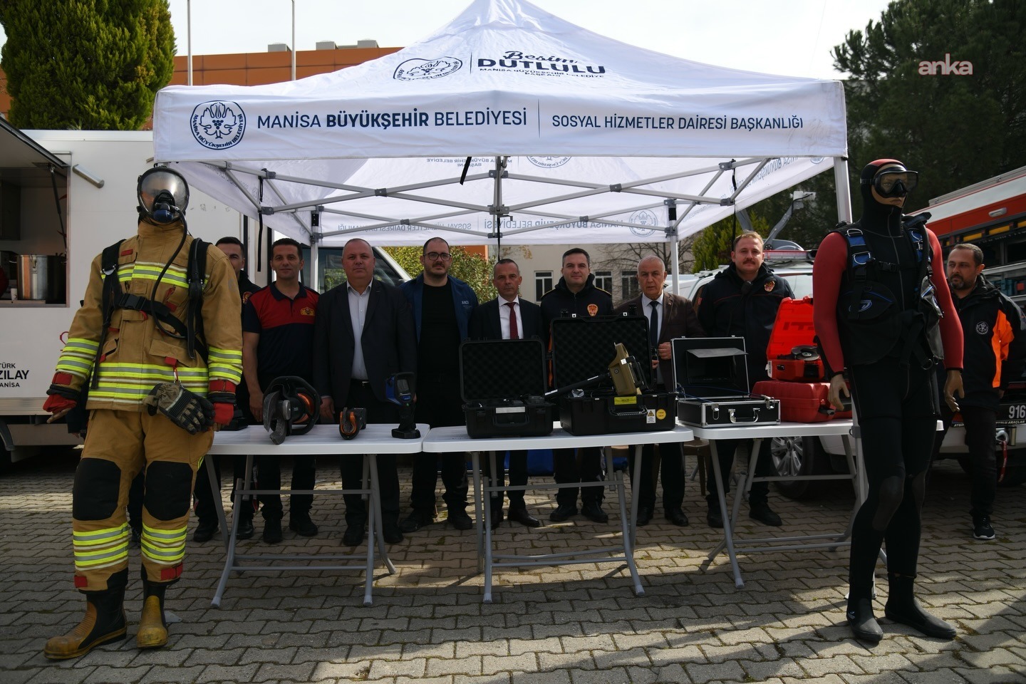 Manisa Büyükşehir Belediyesi'nden "Afetlerde İnsan Olmak" sempozyumuna katkı