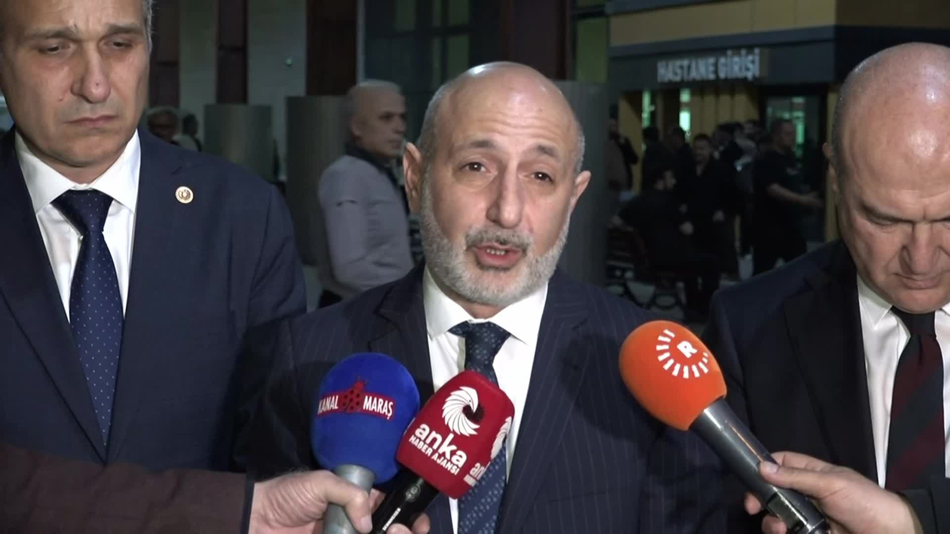 CHP heyeti Kahramanmaraş'taki okul saldırısında yaralanan öğrencileri ziyaret etti... Murat Bakan: Çocuklarımız okulda da sokakta da güvende değil