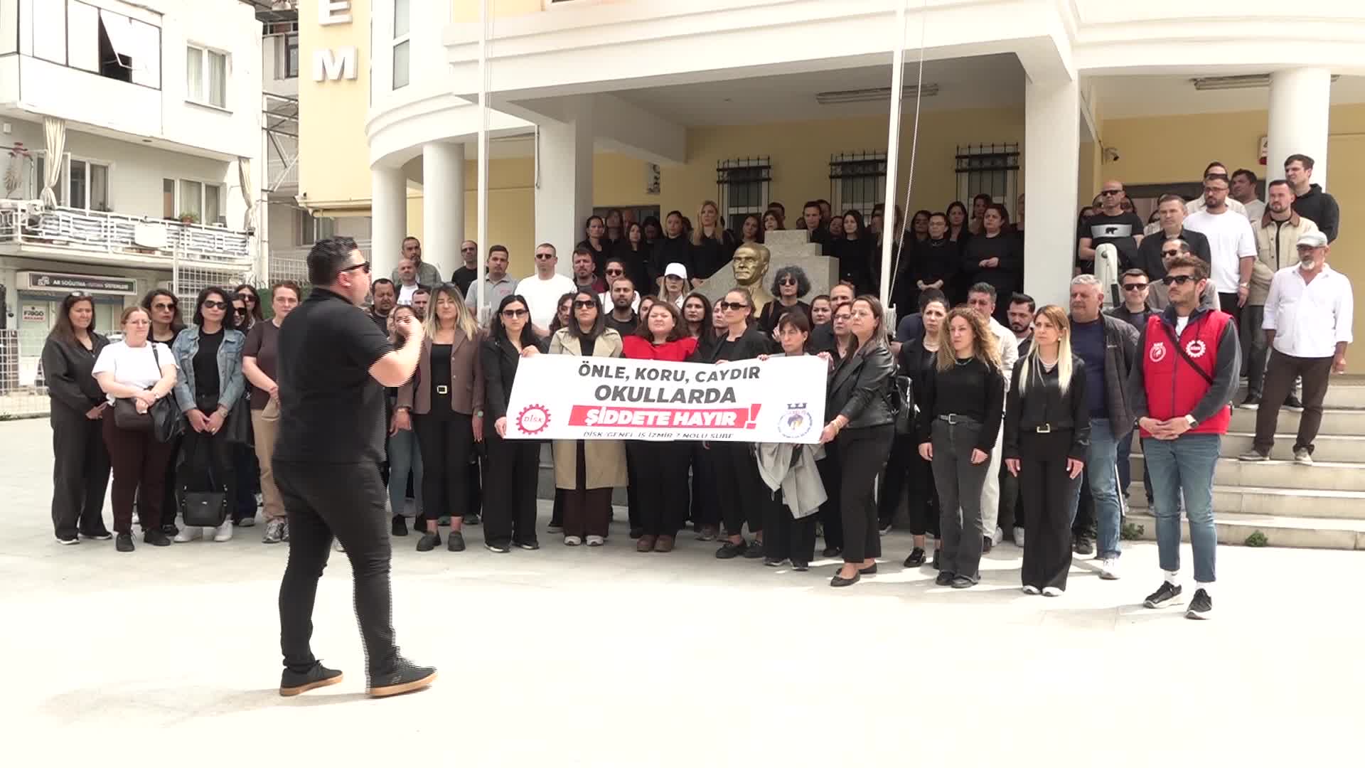 Tepebaşı Belediye Başkanı Ataç, Ayvalık Belediye Başkanı Ergin'i ziyaret etti