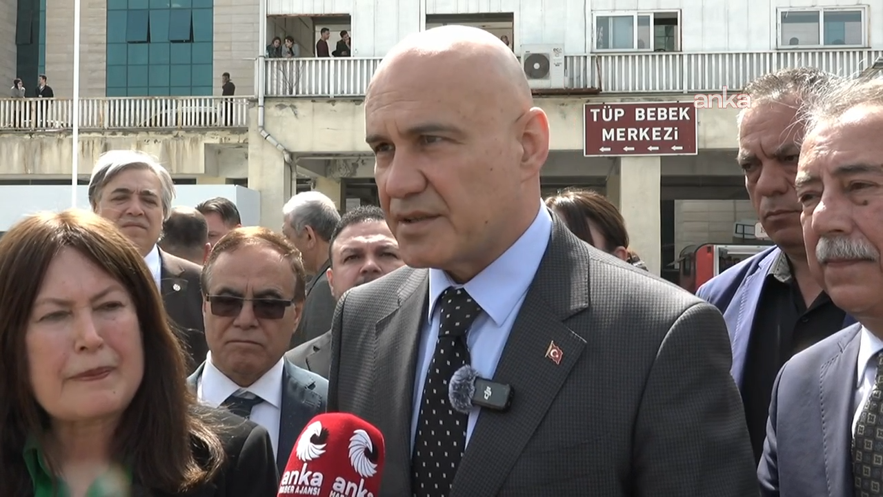 Üsküdar Belediyesi'nden özel gereksinimli çocuğu olan annelere 7 bin 500 TL nakdi destek