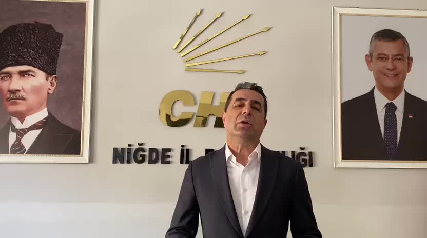 Erhan Adem'den Tarım ve Orman Bakanlığı'na: "İtalya sevdası bittikten sonra şimdi de Hollanda kapılarında el pençe divan durduğunuz iddiaları doğru mudur?"