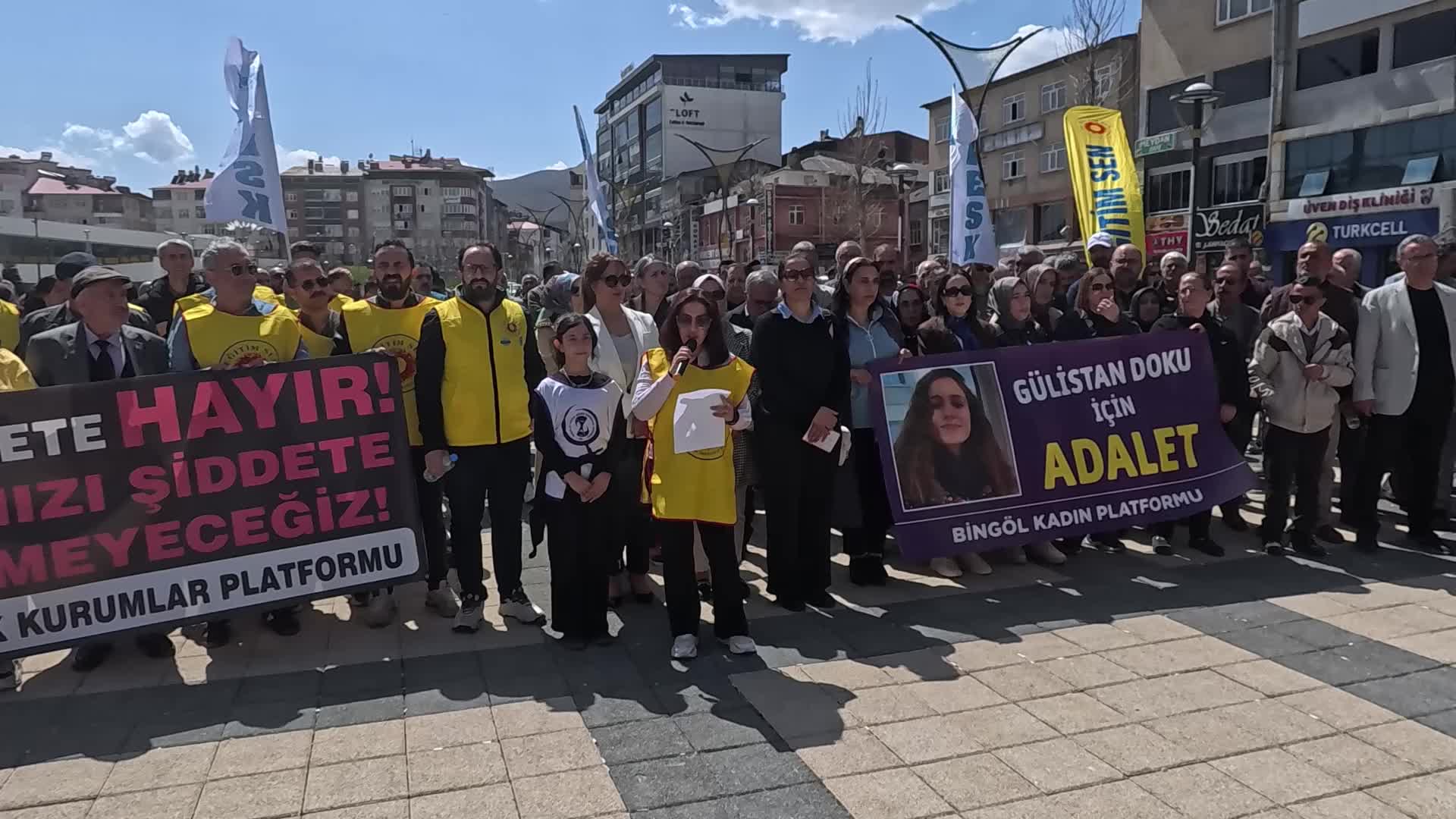 Beylikdüzü'nden Çanakkale'ye anlamlı yolculuk... Sporcular, 330 kilometrelik parkurda pedal çevirdi