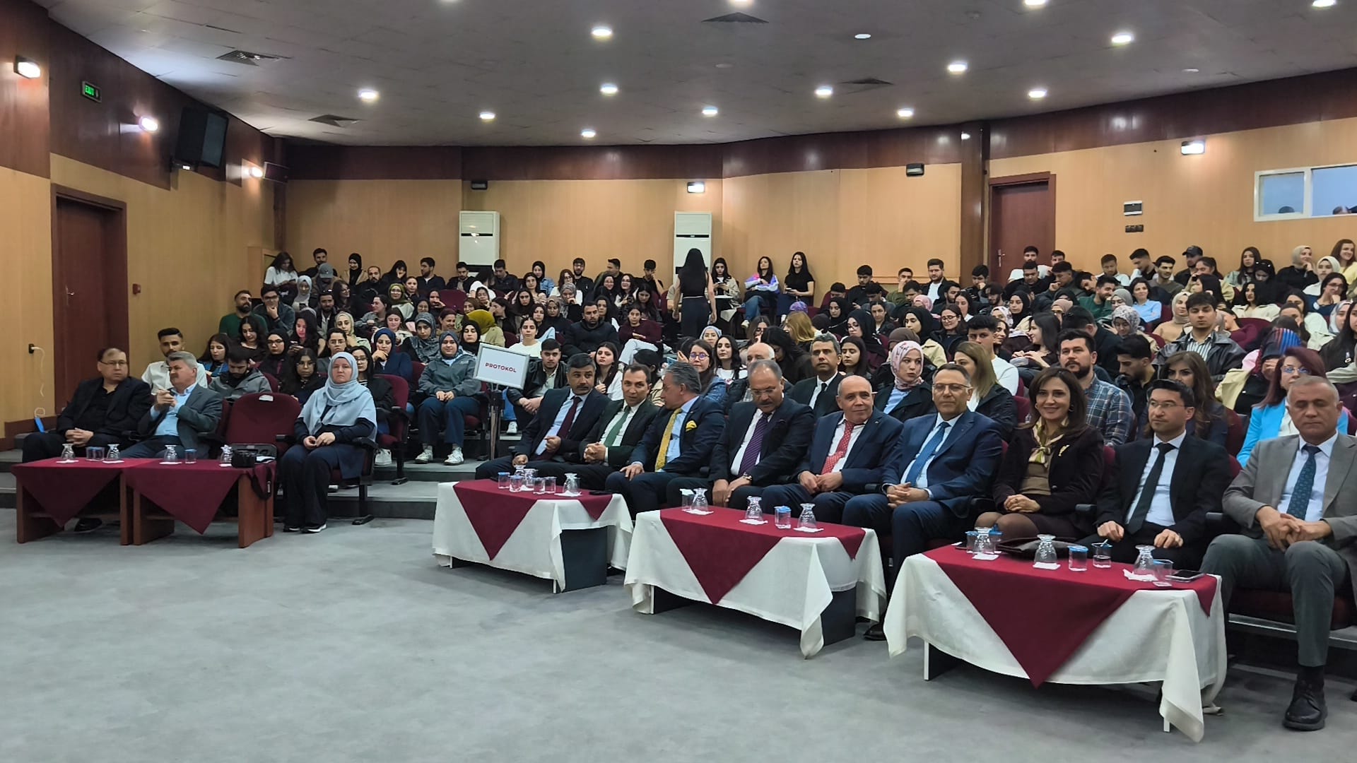 Iğdır'da "Alican Sınır Kapısı" konferansı: Kapının faaliyete geçmesi ticaretin canlanmasına ve halklar arasında etkileşim köprüsü kurulmasına katkı sağlayacak