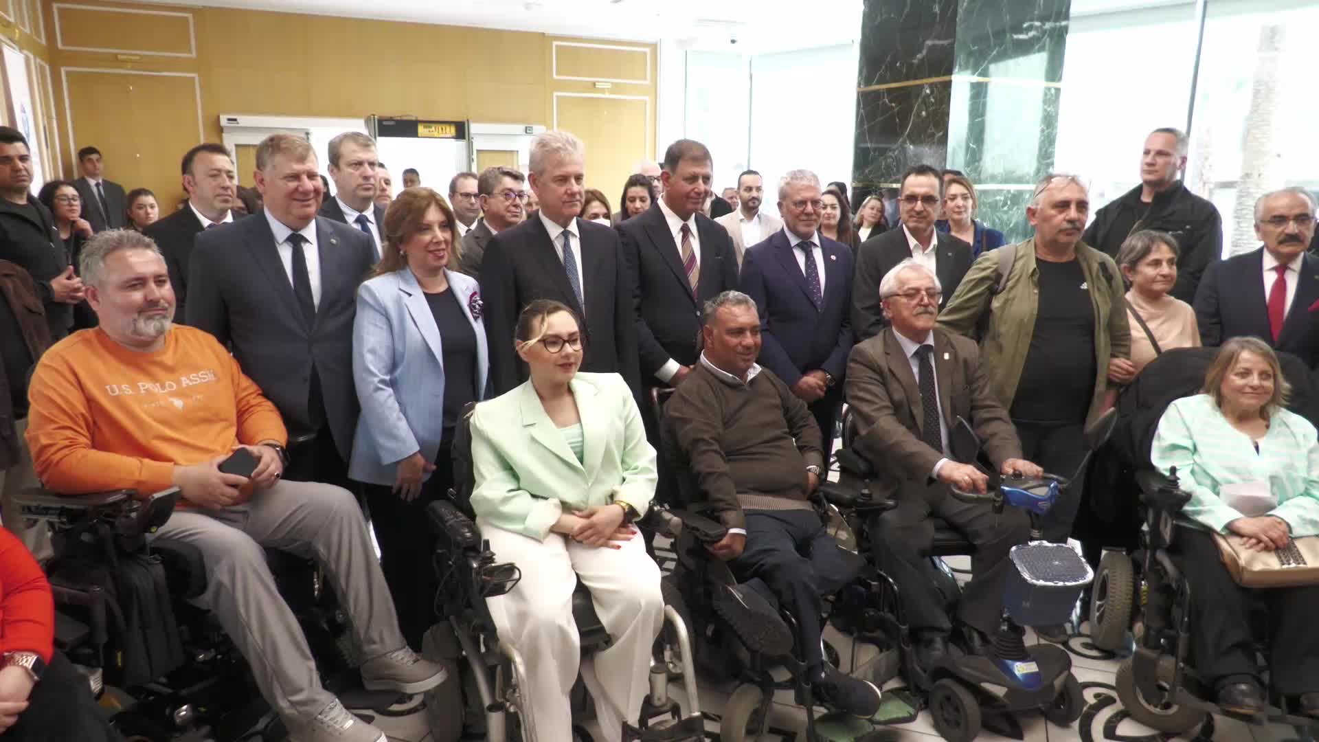 Fatih Erbakan'dan Utku Konak'ın ailesine taziye ziyareti