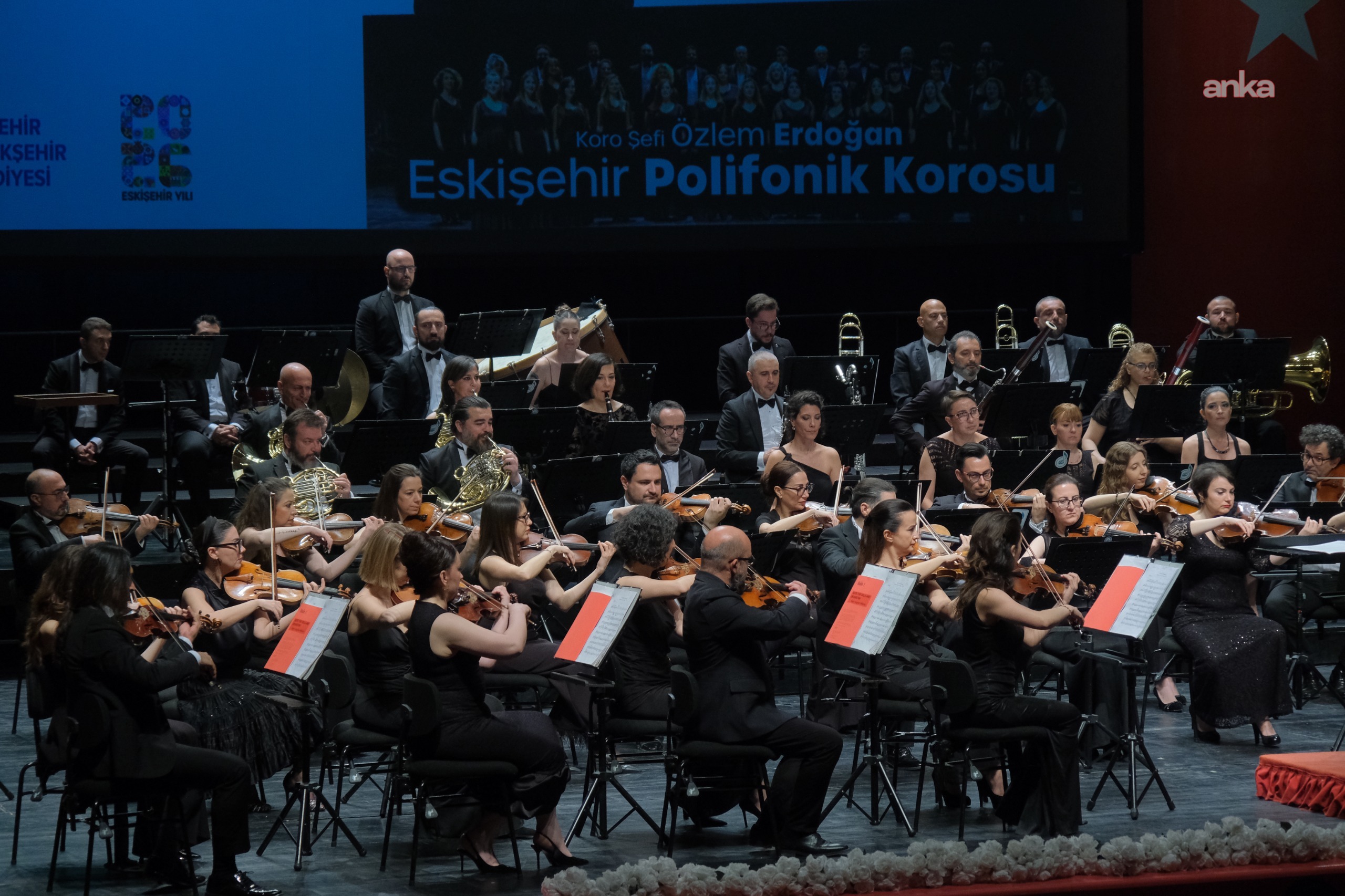 Eskişehir Büyükşehir Belediyesi Senfoni Orkestrası'ndan anlamlı konser