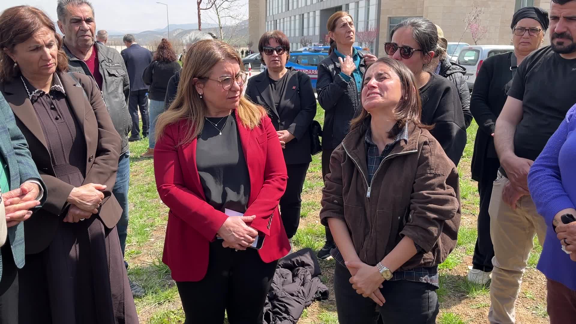 Beylikdüzü sakinleri, baharı "Hıdırellez Şenliği" ile karşıladı