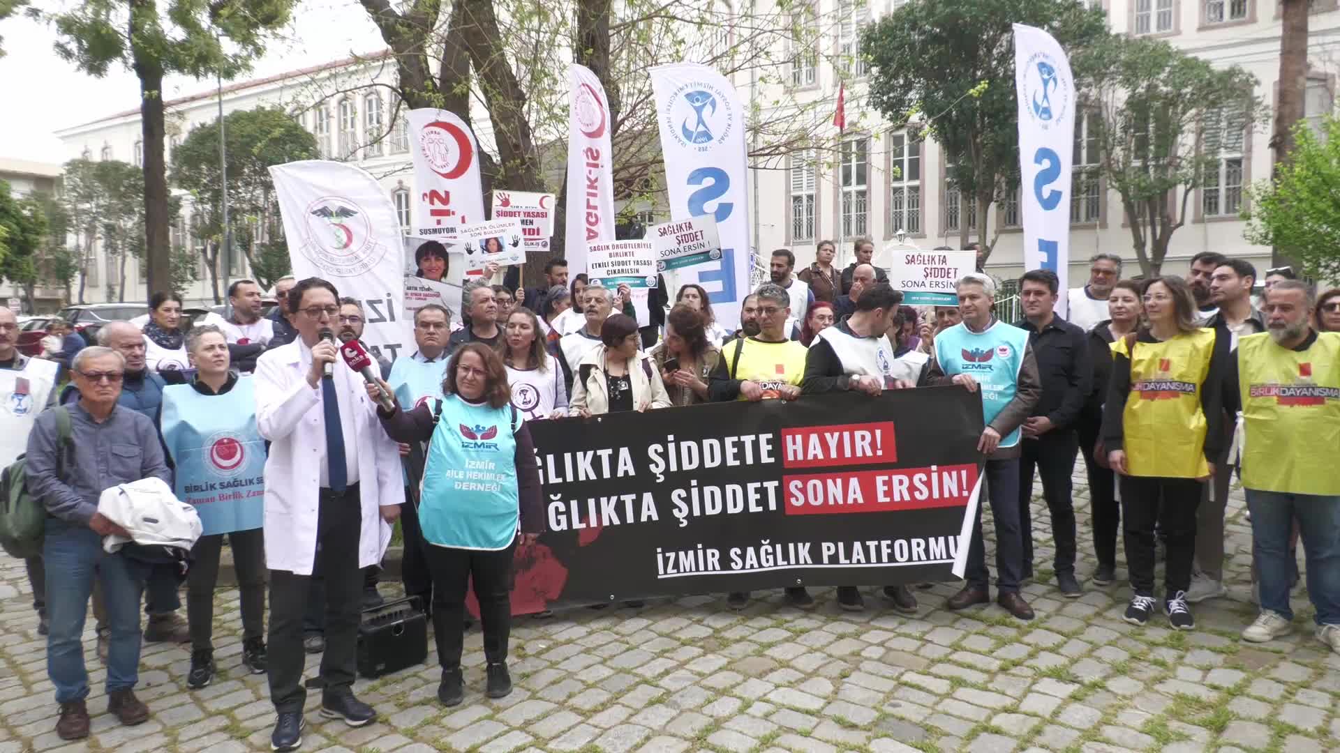 DİSK-AR: İşçi sınıfının 607 milyar 153 milyon liralık ücreti eridi