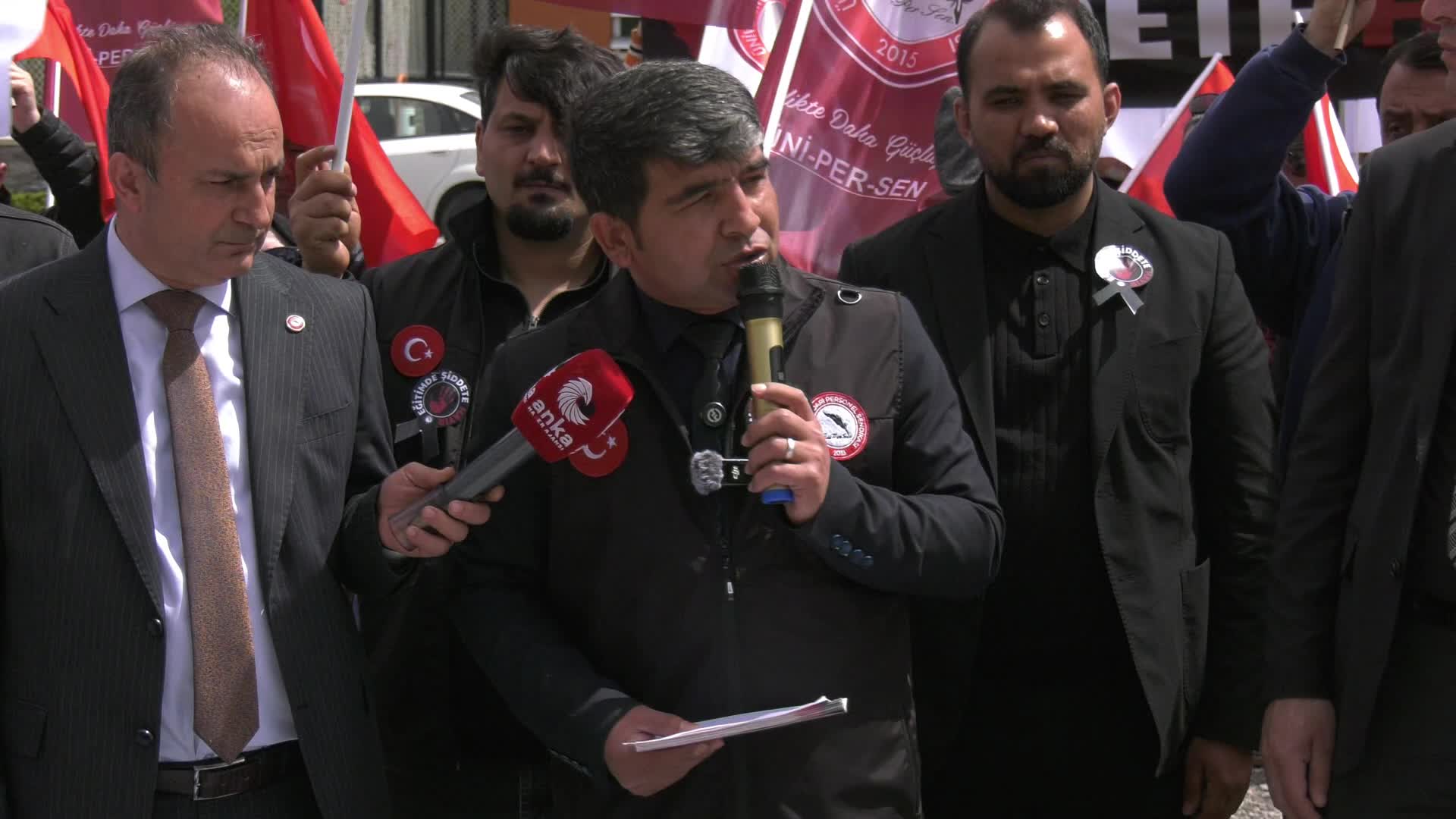 Rojin Kabaiş'in babası, Bakan Gürlek ile görüştü