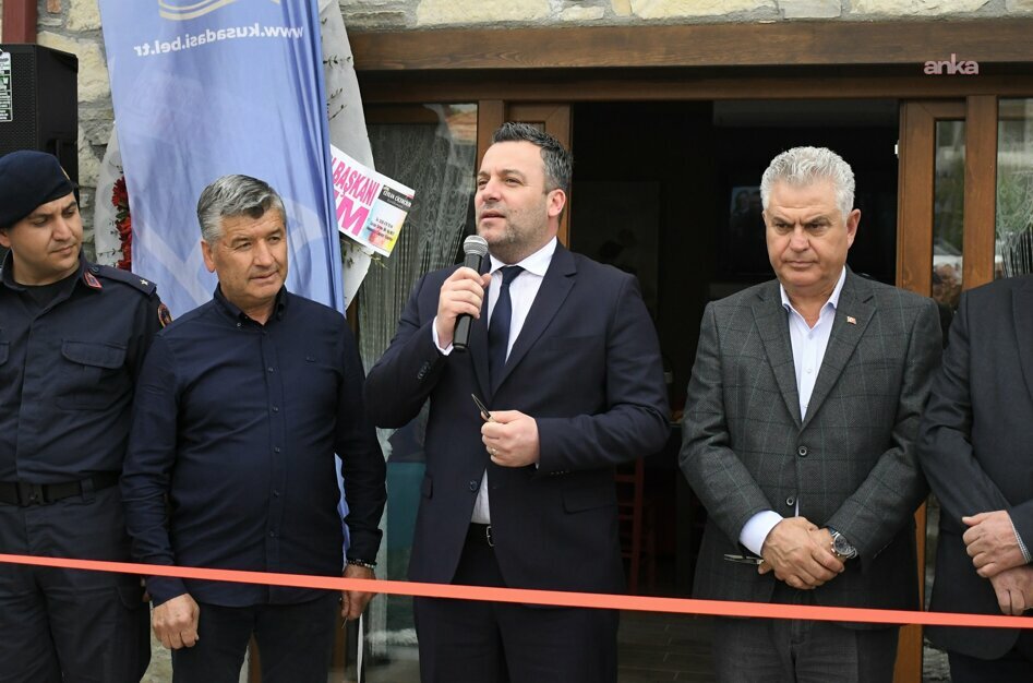 Kuşadası Belediyesi, Caferli Muhtarlık Binası'nı hizmete açtı