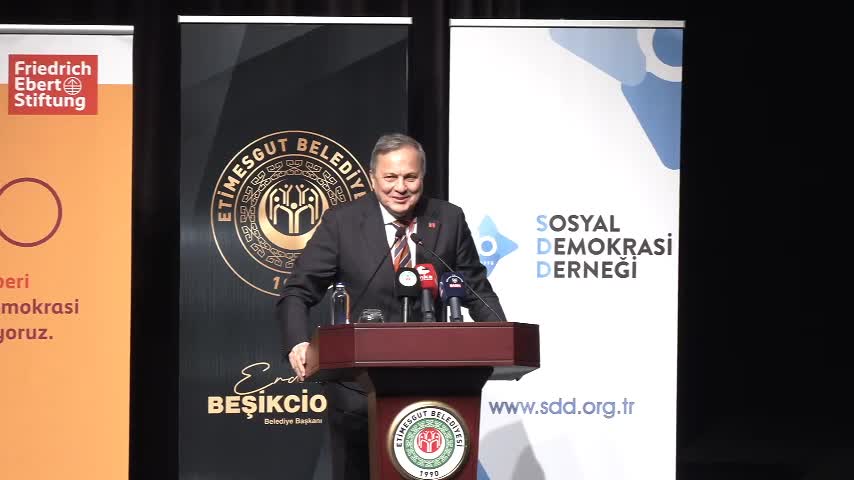 Sosyal Demokrat Belediyecilik Günleri... Seyit Torun: Ara seçimle veya zamanında seçimle birlikte bu iktidarı göndermiş olacağız