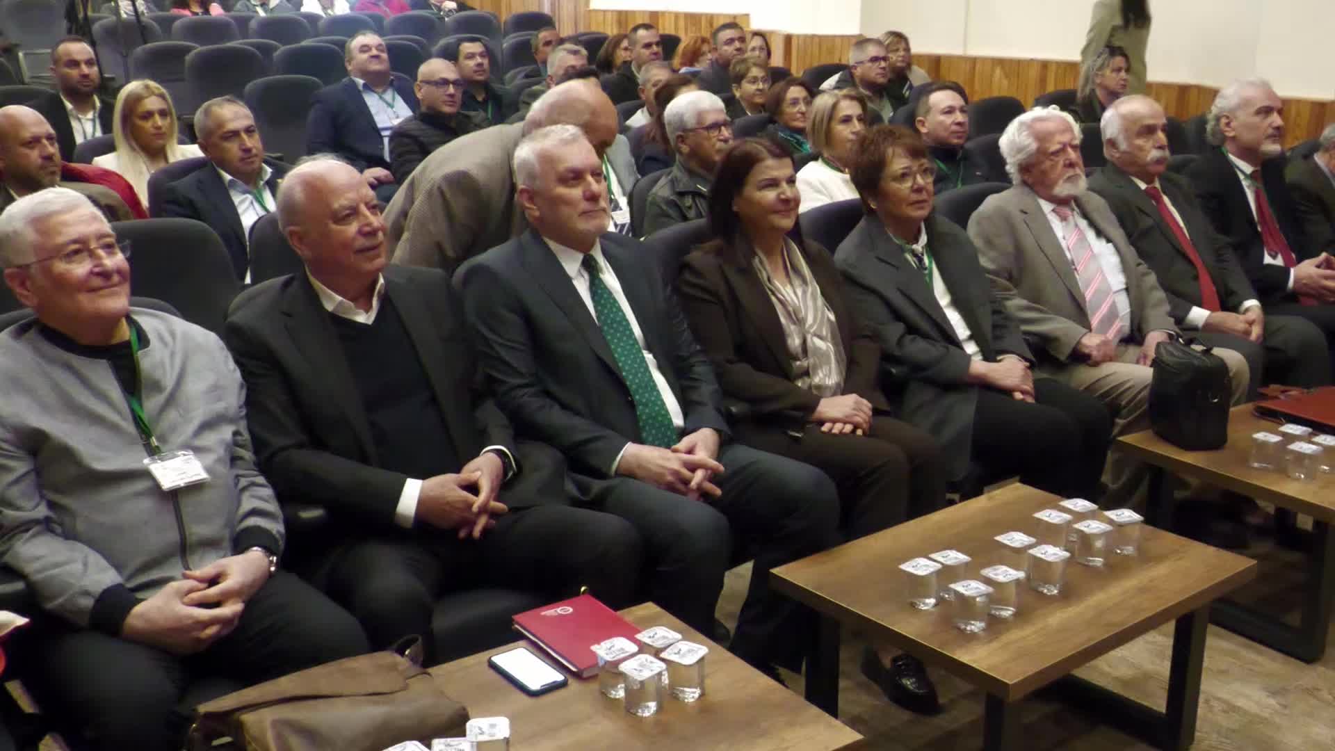 Foça Belediye Başkanı Fıçı’dan tarım için çağrı: Gediz kirlendi, araziler bölünüyor