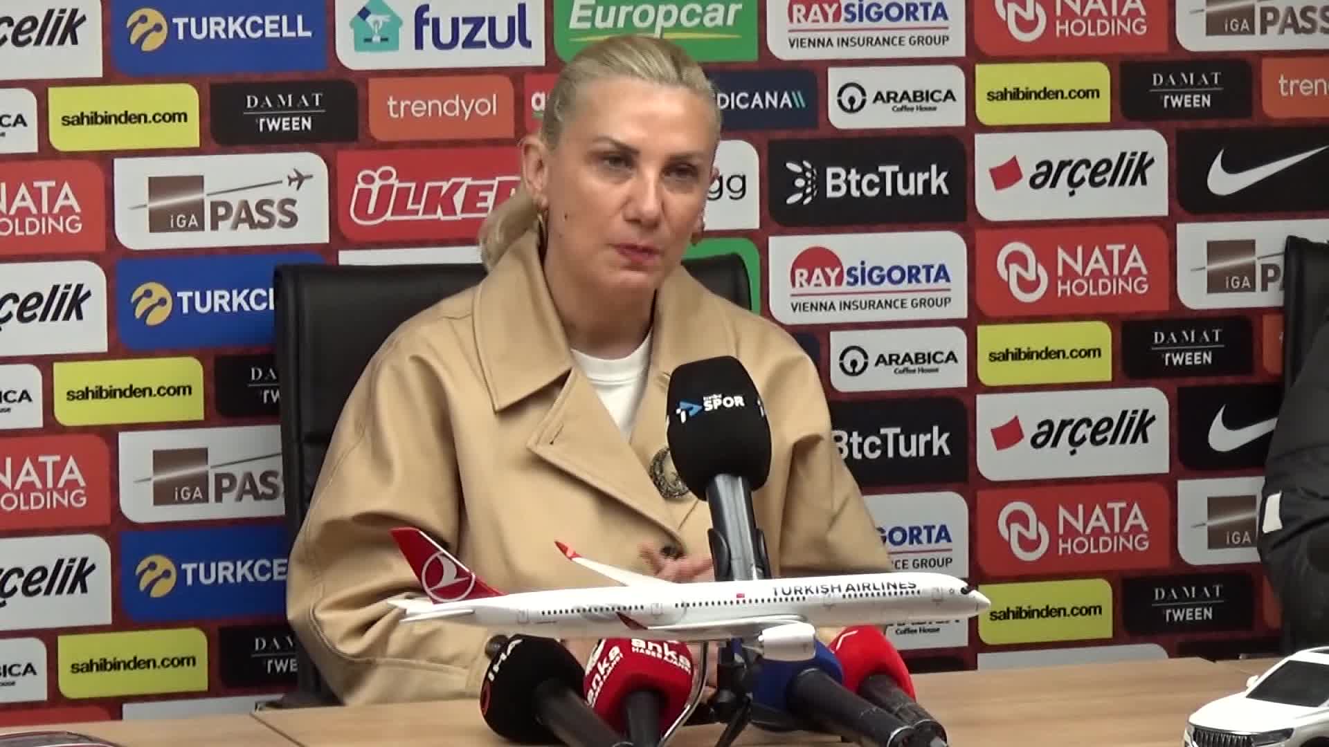 Türkiye A Milli Kadın Futbol Takımı İsviçre ile 1-1 berabere kaldı... Teknik Direktör Kıragası: “A ligi takımı İsviçre'den ilk defa puan aldık”