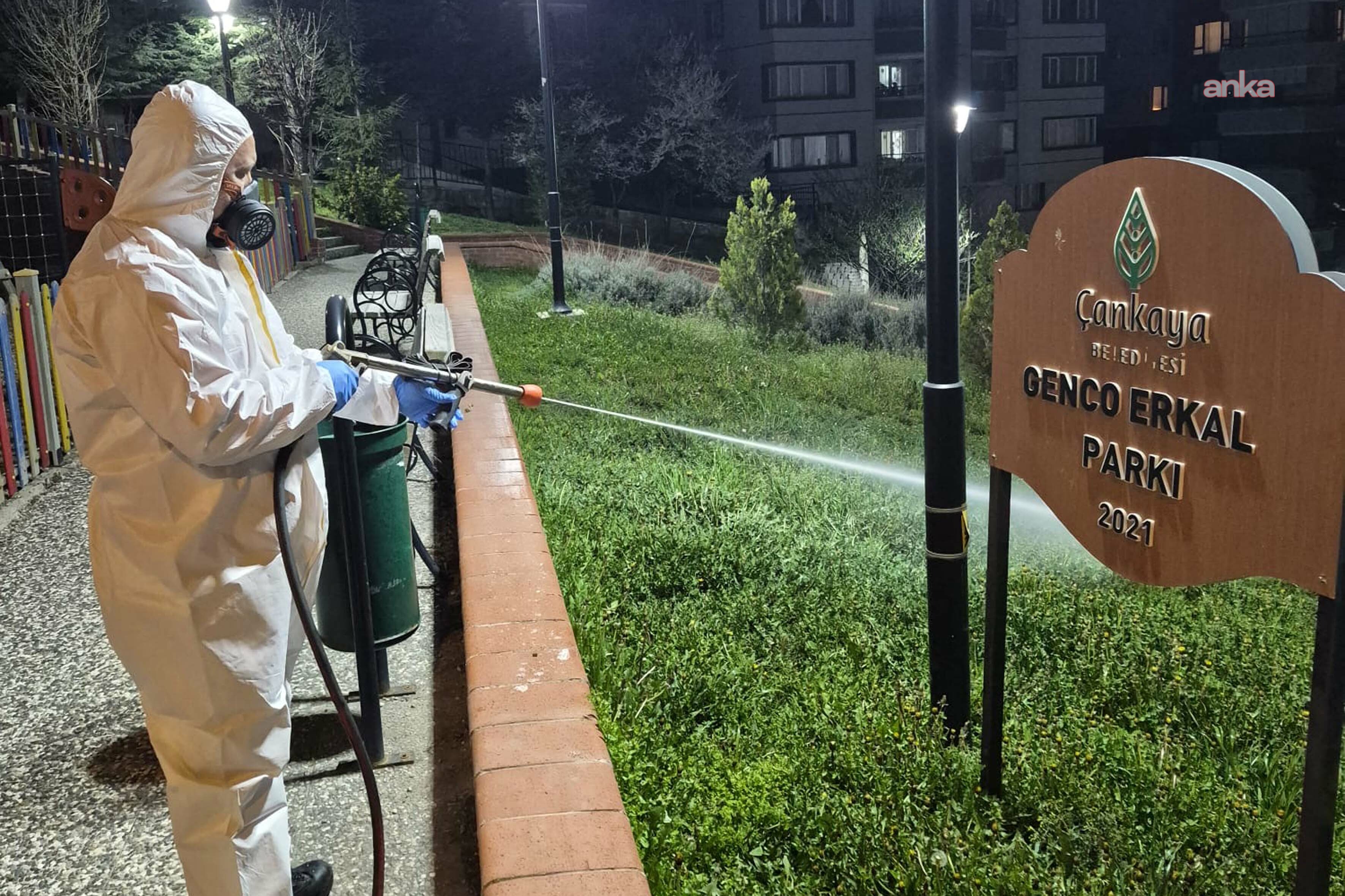 Çankaya’da sinek ve haşereye karşı gece mesaisi sürüyor