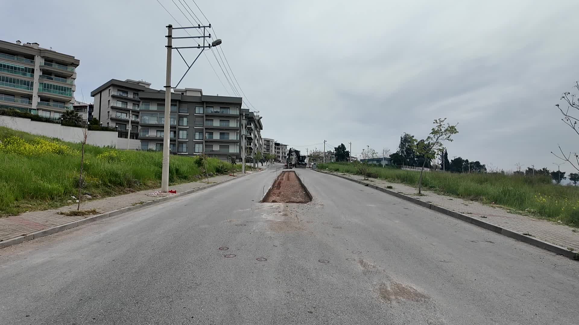 Bornova Belediye Başkanı Eşki çalışmaları yerinde inceledi