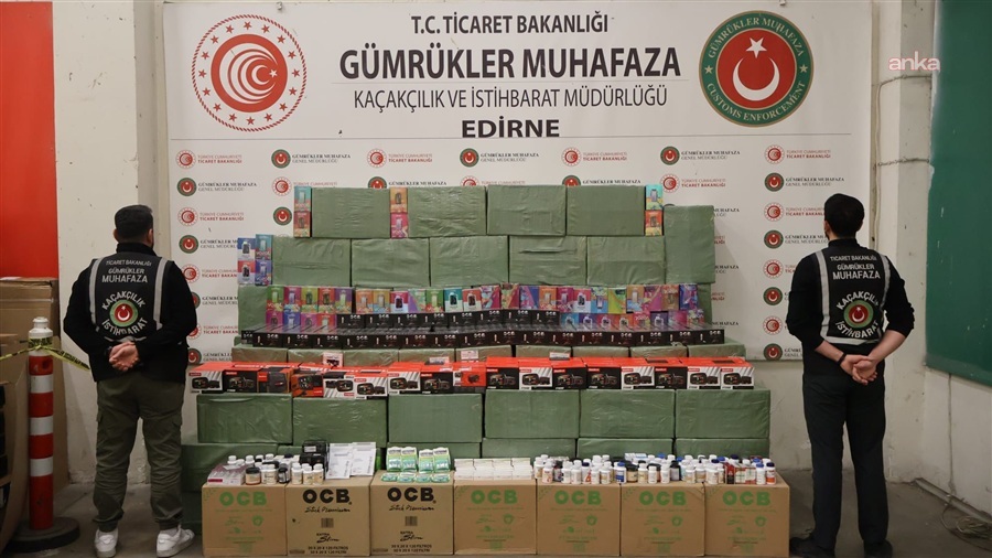 Kapıkule'de toplam değeri 33 milyon lirayı aşan kaçak eşya ele geçirildi